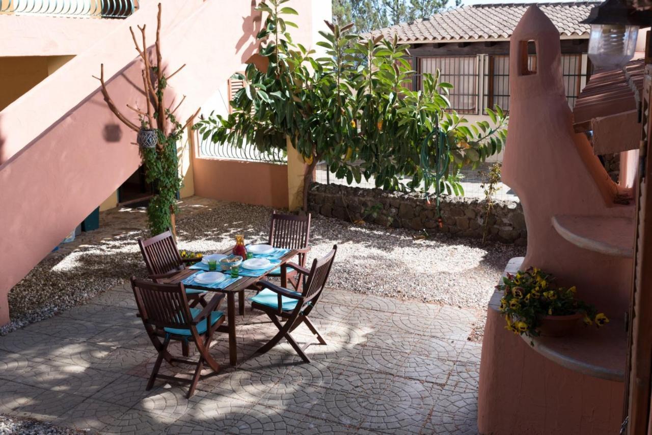 Dommos - Sunrise Apartments Cala Liberotto Dış mekan fotoğraf