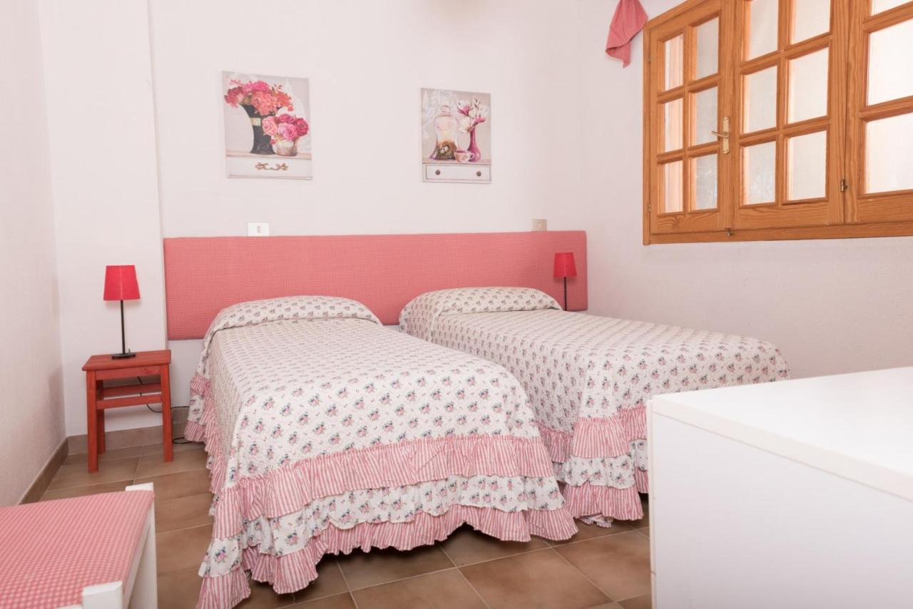 Dommos - Sunrise Apartments Cala Liberotto Dış mekan fotoğraf